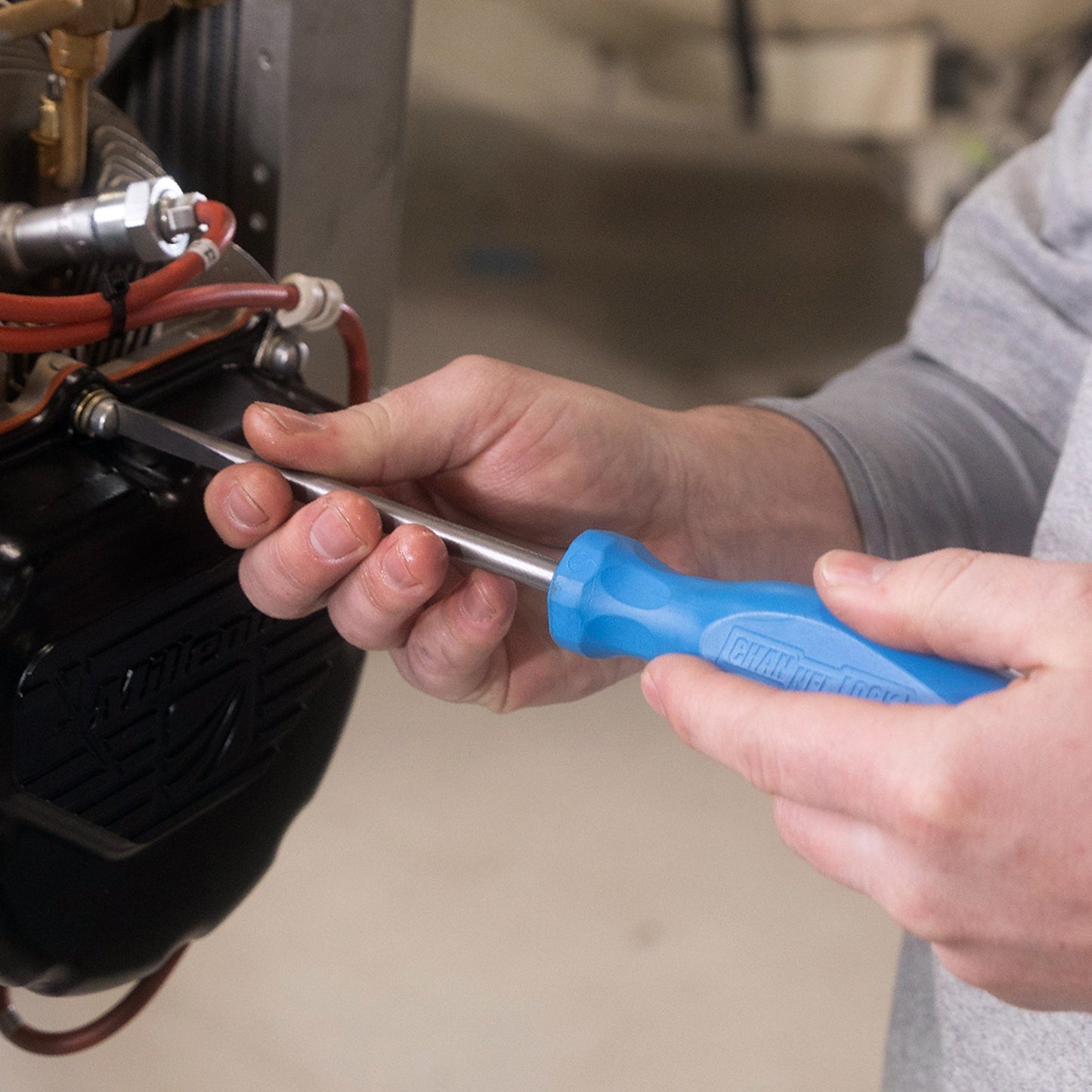 Slotted 1/4 x 8-inch Professional Screwdriver (S148H)