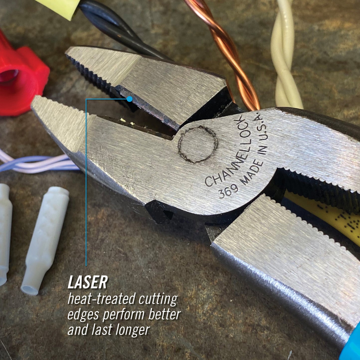 9.5-inch XLT Round Nose Linemen's Pliers (369)