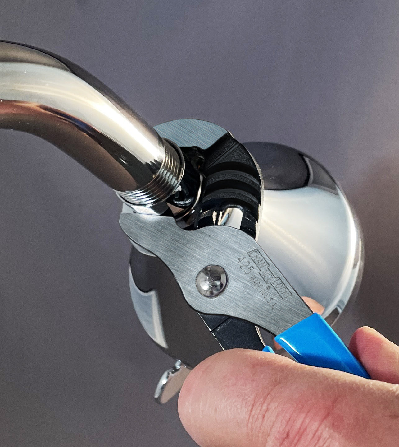6.5-inch Smooth Jaw Tongue & Groove Pliers (425)