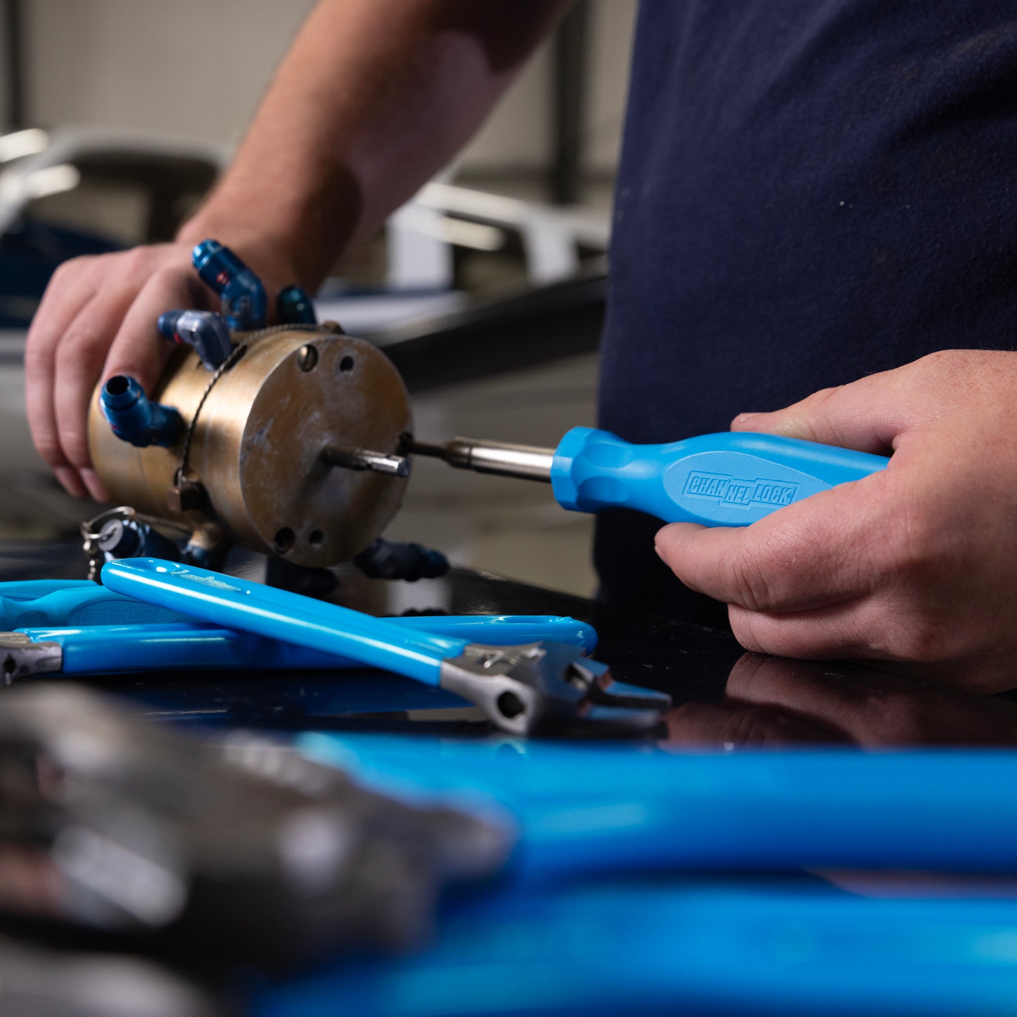 61H 6-in-1 Professional Multi-Bit Screwdriver | Shop CHANNELLOCK®