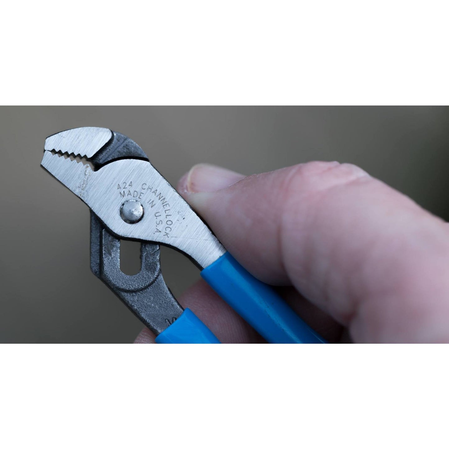 4.5-inch Straight Jaw Tongue & Groove Pliers (424)